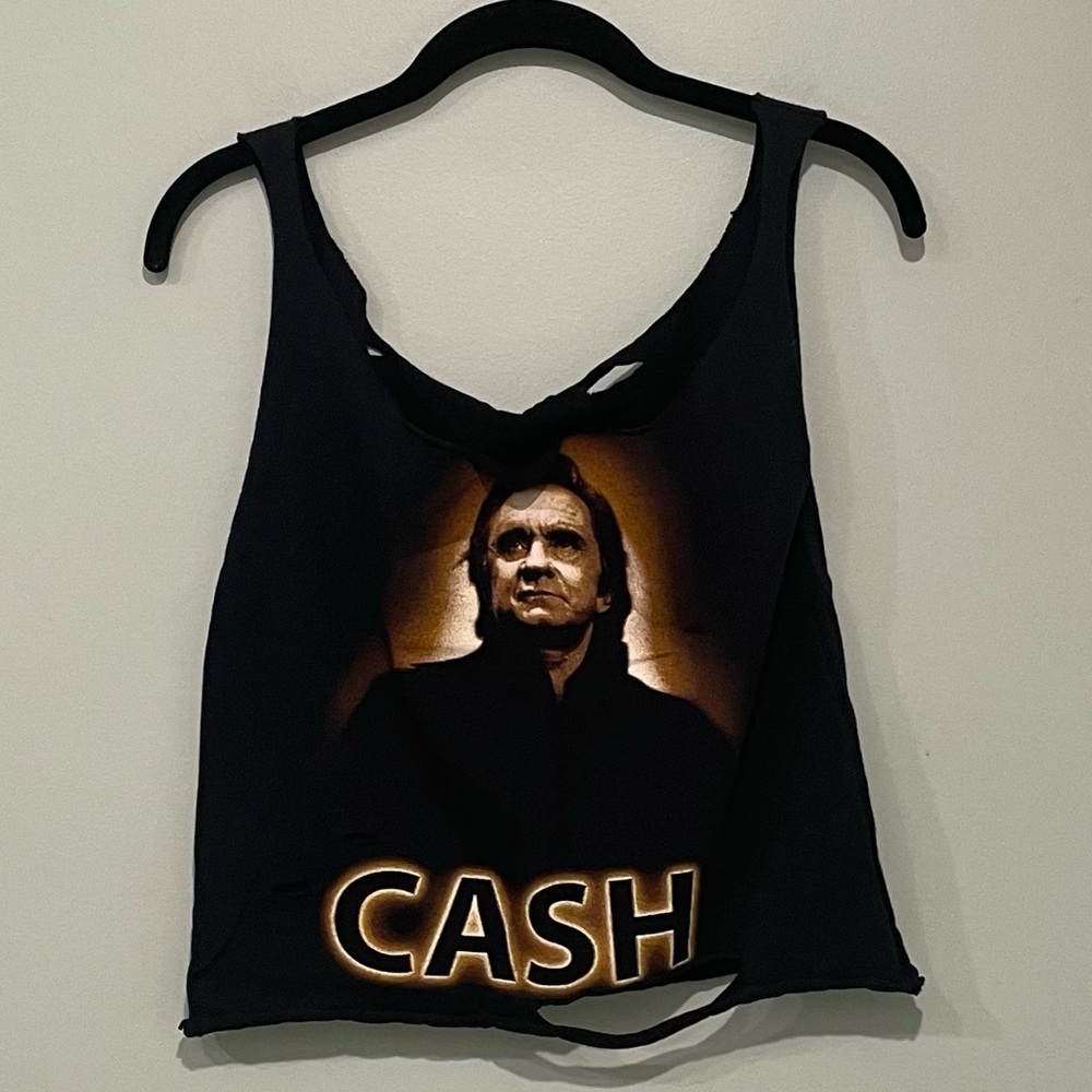 NWOT Ladies Medium Black Johnny Cash Distressed Tank